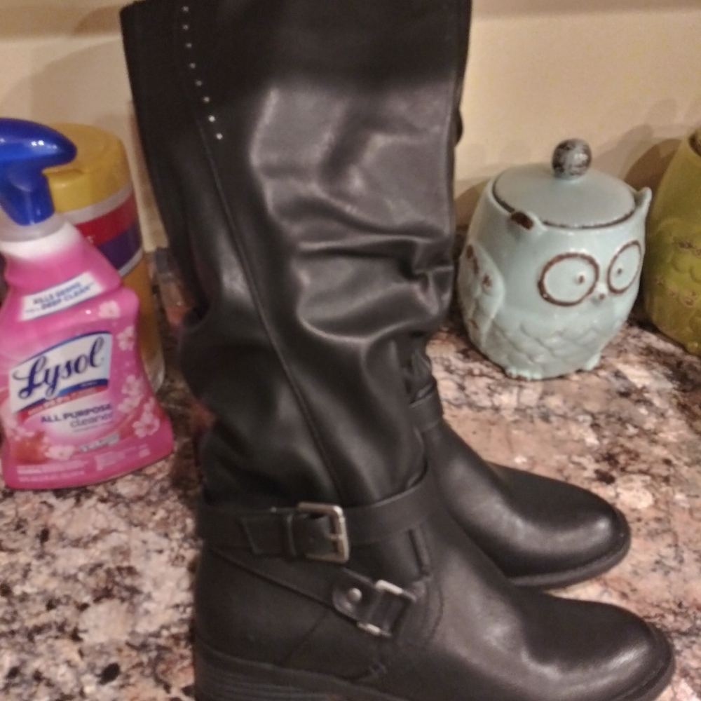 Black Liona Boots